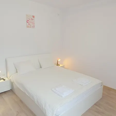 Mrs House 1 Prázdninový dům Bukurešť